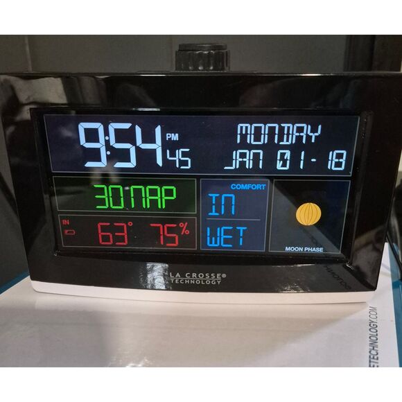 La Crosse Technology Digital Alarm Clock/Weather Station - Picture 1 of 3